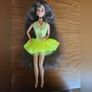 ⚜️SOLD⚜️ Vintage Cut N Style Brunette Barbie Doll Long Hair Yellow Dress 1994